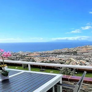 Luxury Penthouse, Sunset, Heated Pool, Fast Wifi Apartment Costa Adeje (Tenerife)