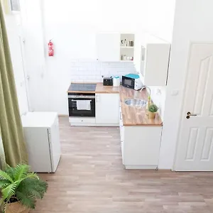 N28 Next To Andrassy Boulevard. Apartamento Budapest